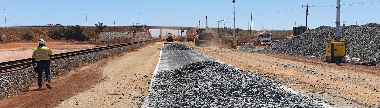 gacad-geosynthetics-heavy-haul-rail-trackbed-renewal-1230x350px.jpg