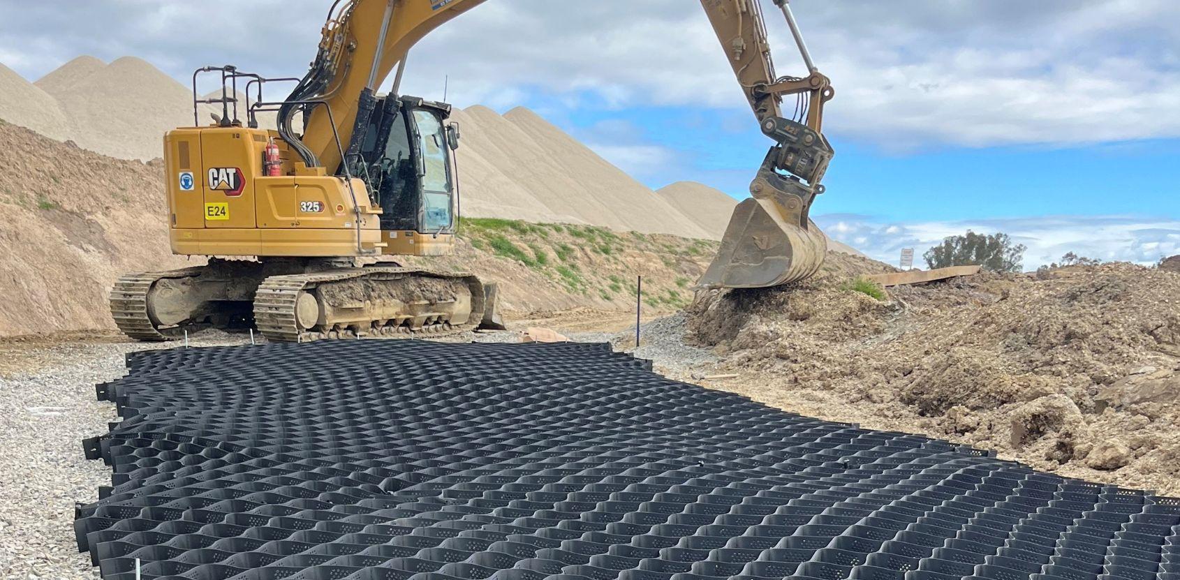 geosynthetics-strengthens-haul-road-for-extreme-loads-case-study-1690X831px