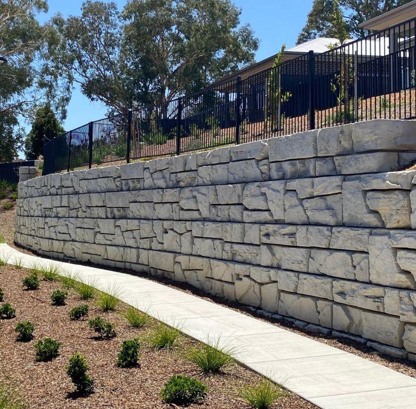 verti-block-845x831px