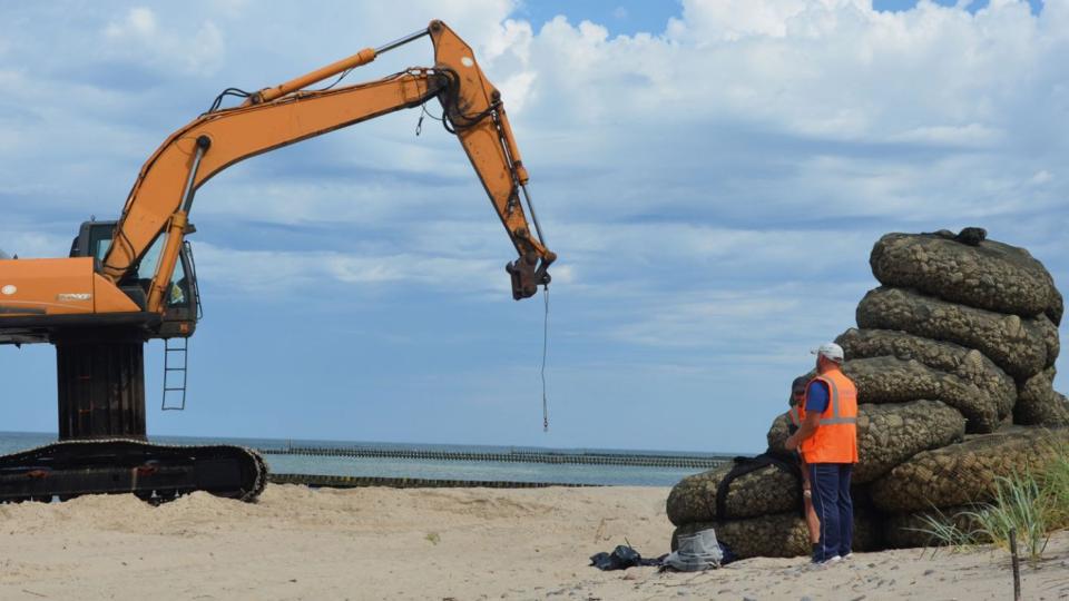 port-darlowo-groyne-reconstruction-with-aquarockbag-case-study