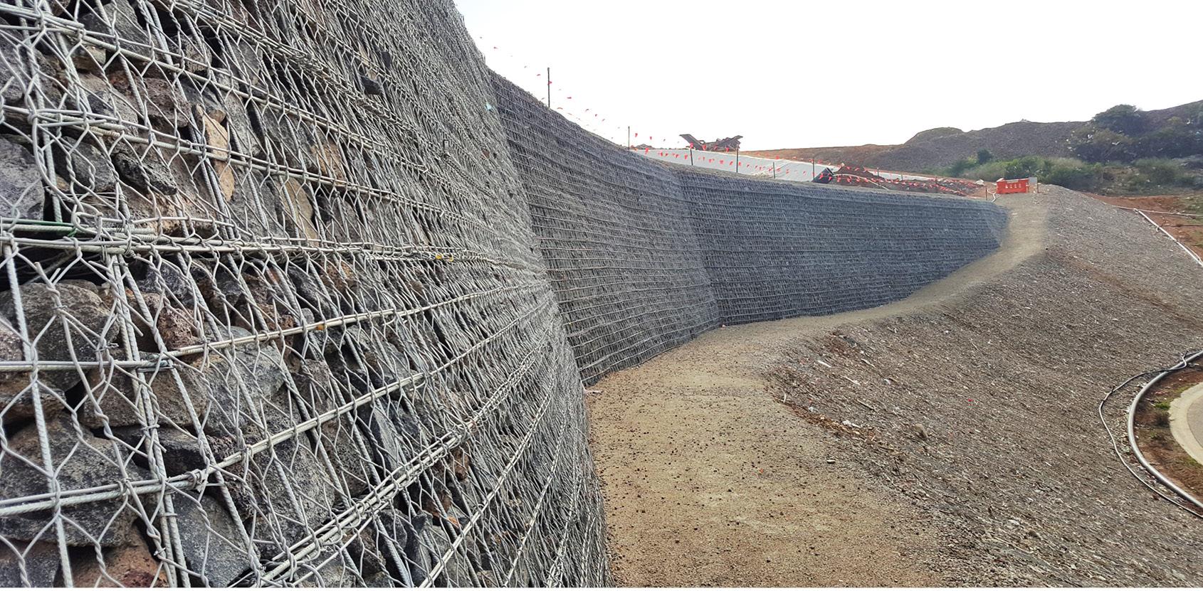 Constructing a reinforced soil structure at Anglesea Landfill-case study-img1