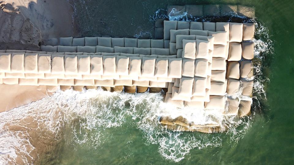 elcorock-geotextile-sand-containers-saves-maroochy-from-rocking-mar22-case study-img2
